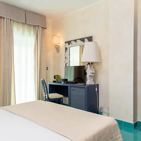 Ah Premium Baia Dei Faraglioni Hotel Mattinata Exterior photo