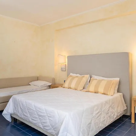 Ah Premium Baia Dei Faraglioni Hotel Mattinata Exterior photo