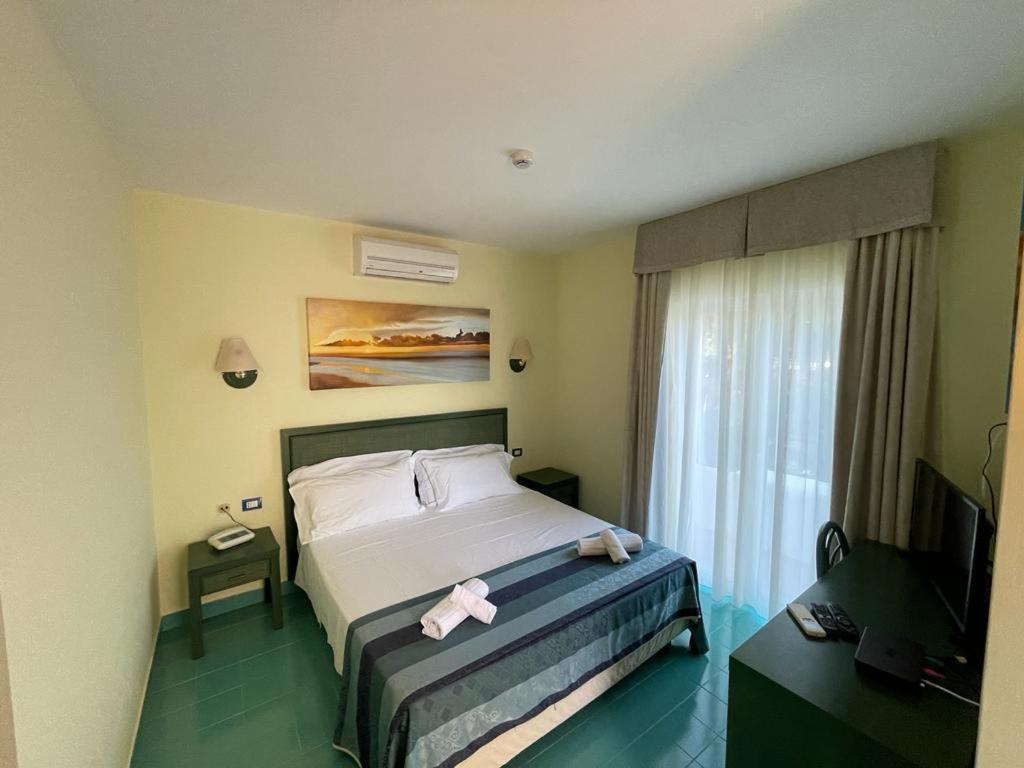 Ah Premium Baia Dei Faraglioni Hotel