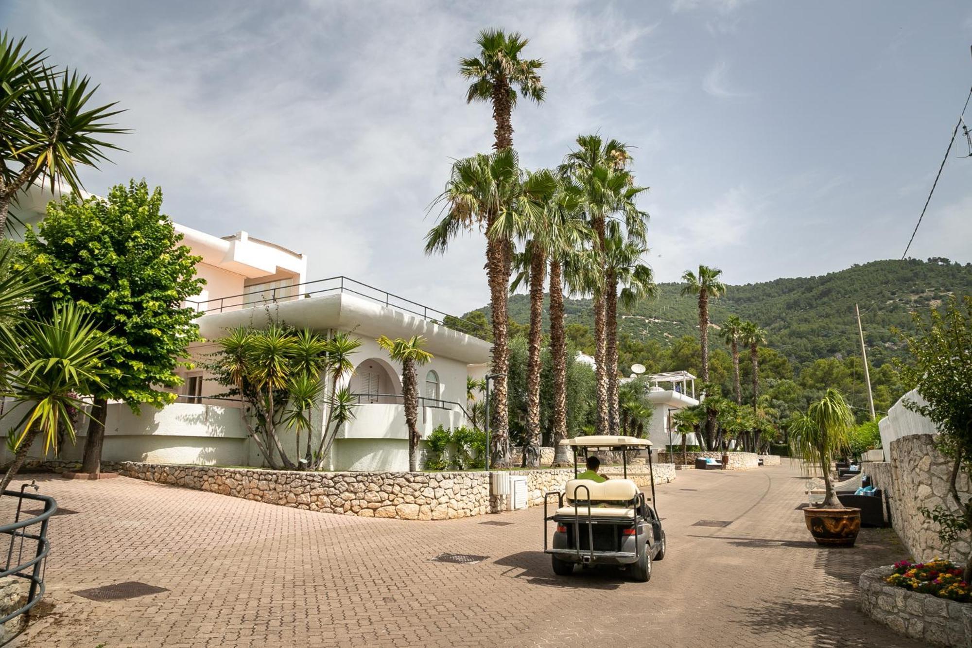 Hotel Ah Premium Baia Dei Faraglioni