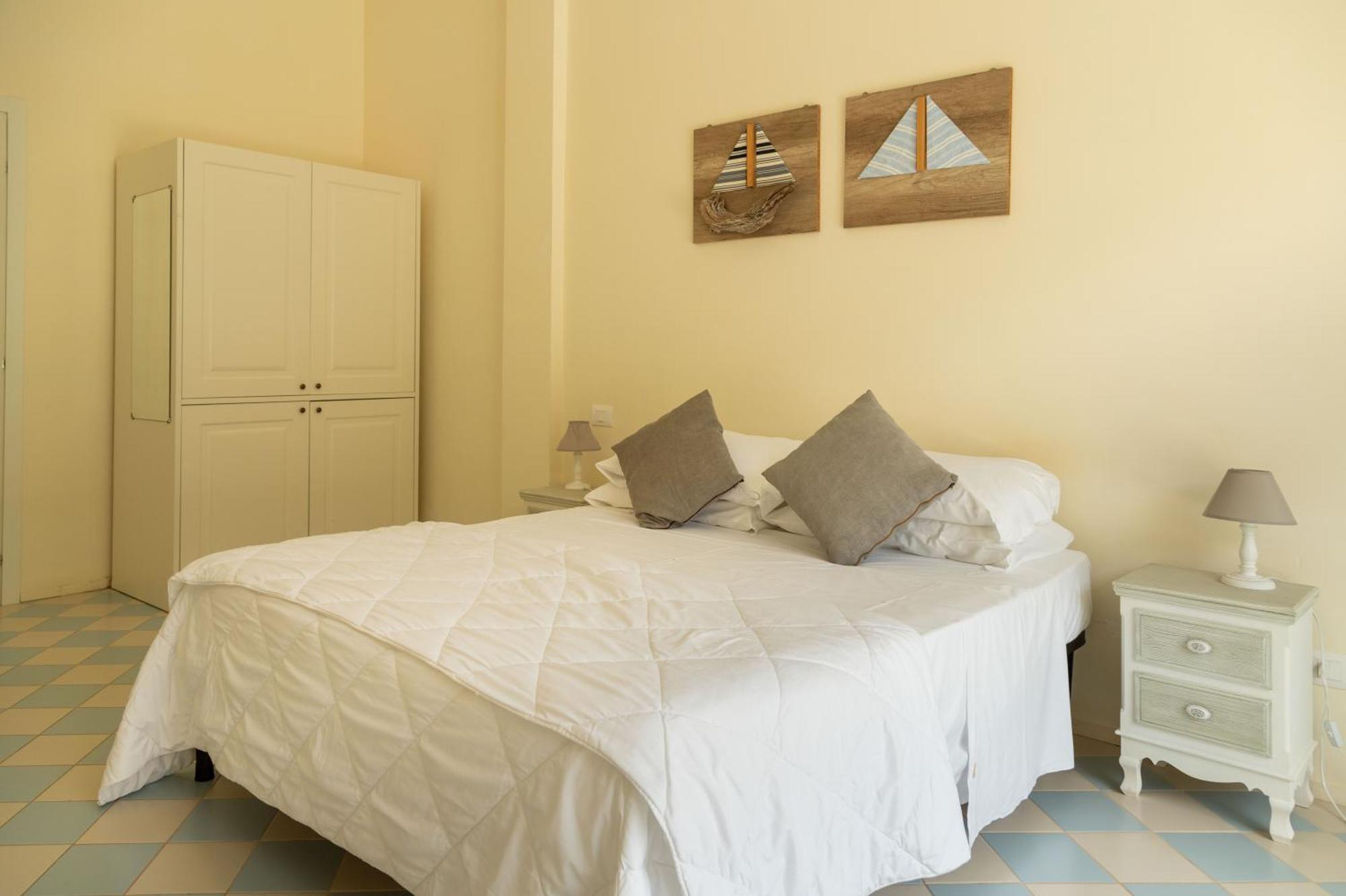 Ah Premium Baia Dei Faraglioni Hotel